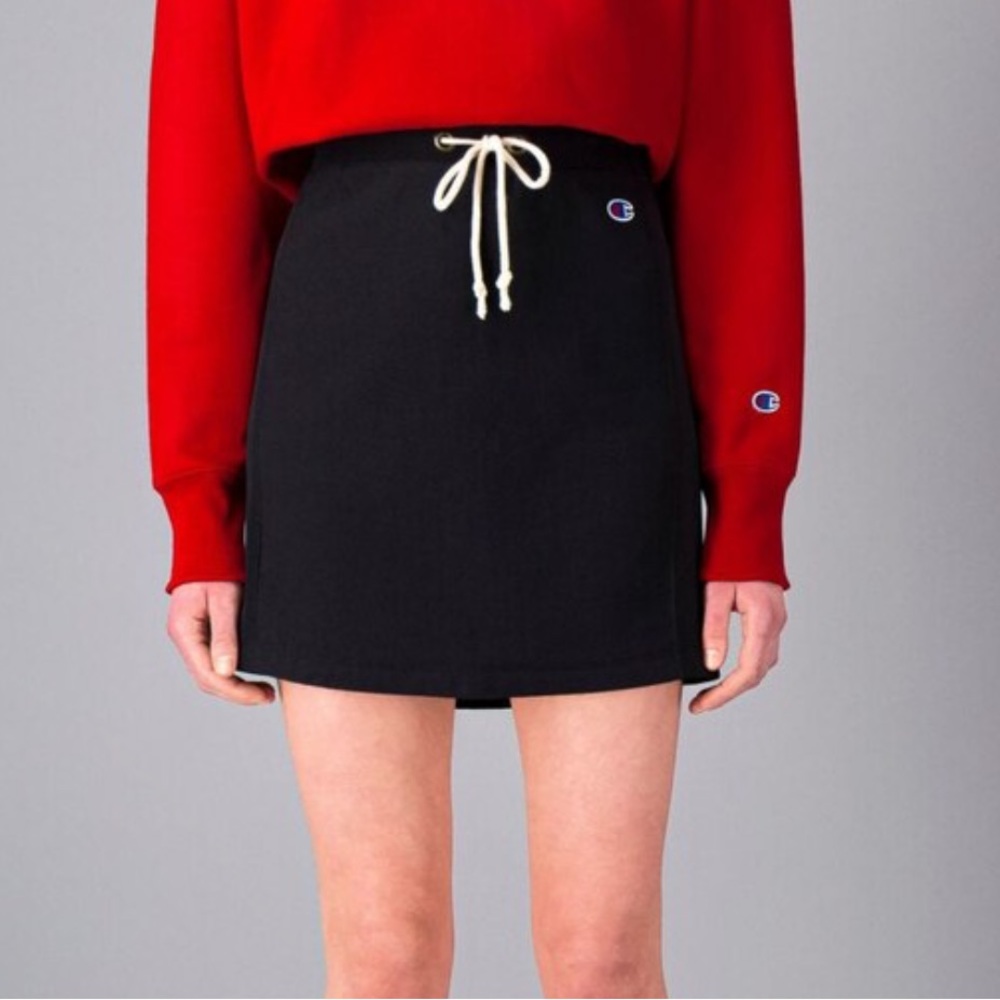 Champion stretch reverse skirt